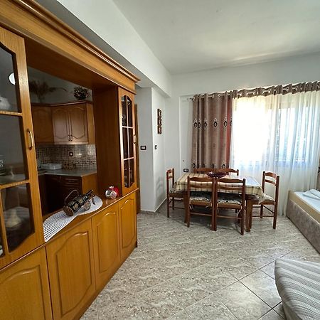 Albi'S Guesthouse Ksamil Zewnętrze zdjęcie