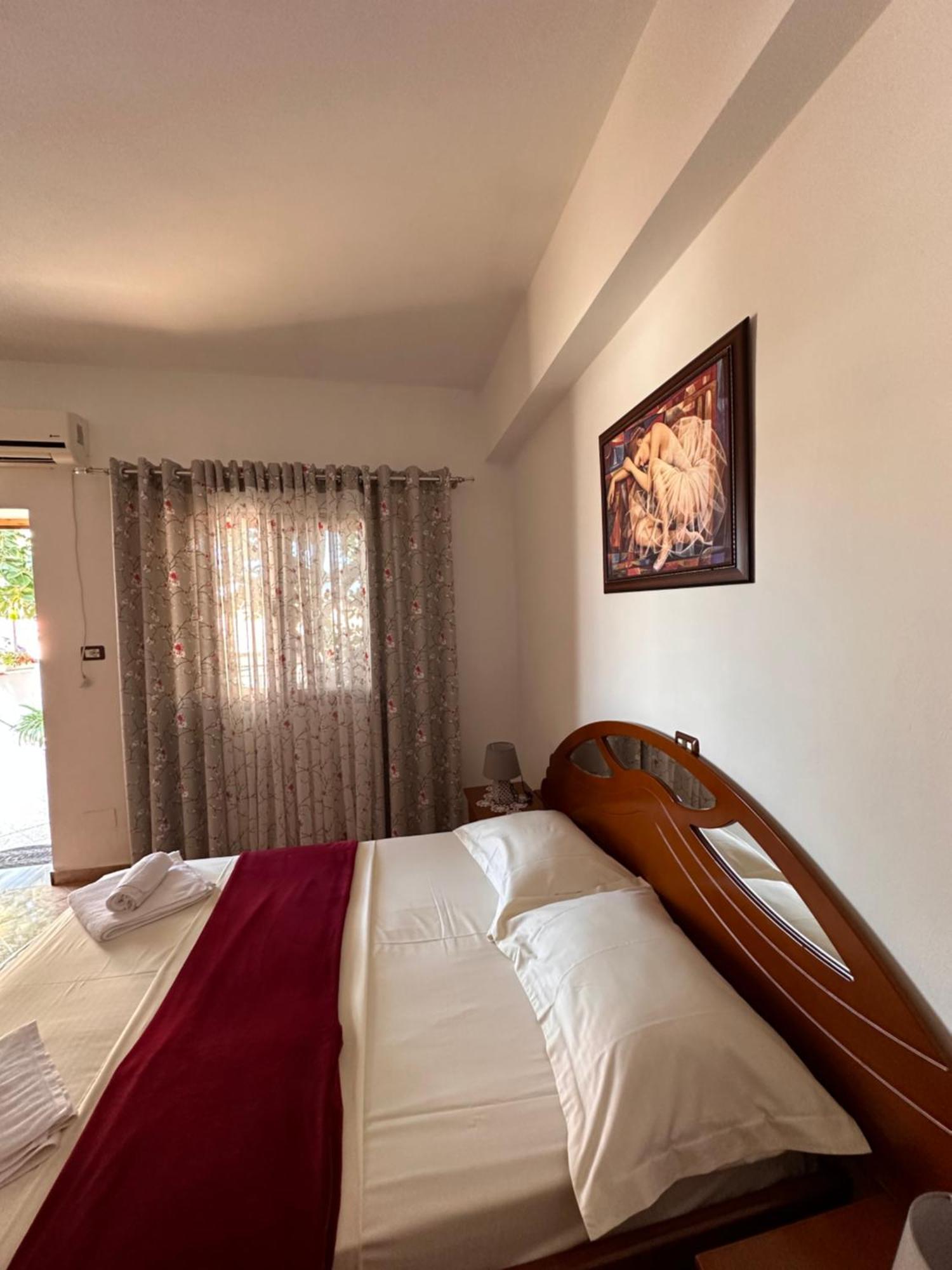 Albi'S Guesthouse Ksamil Zewnętrze zdjęcie
