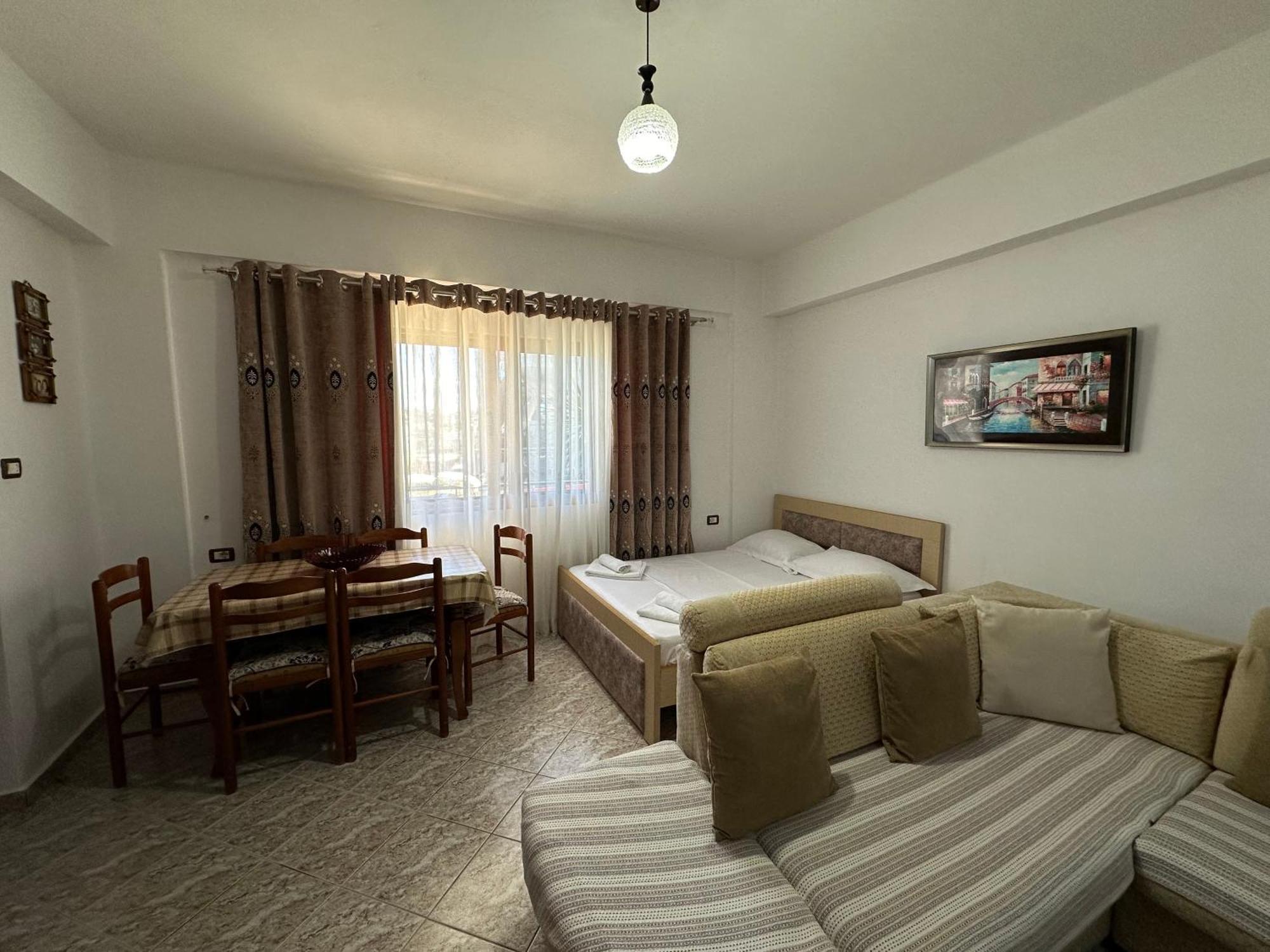 Albi'S Guesthouse Ksamil Zewnętrze zdjęcie