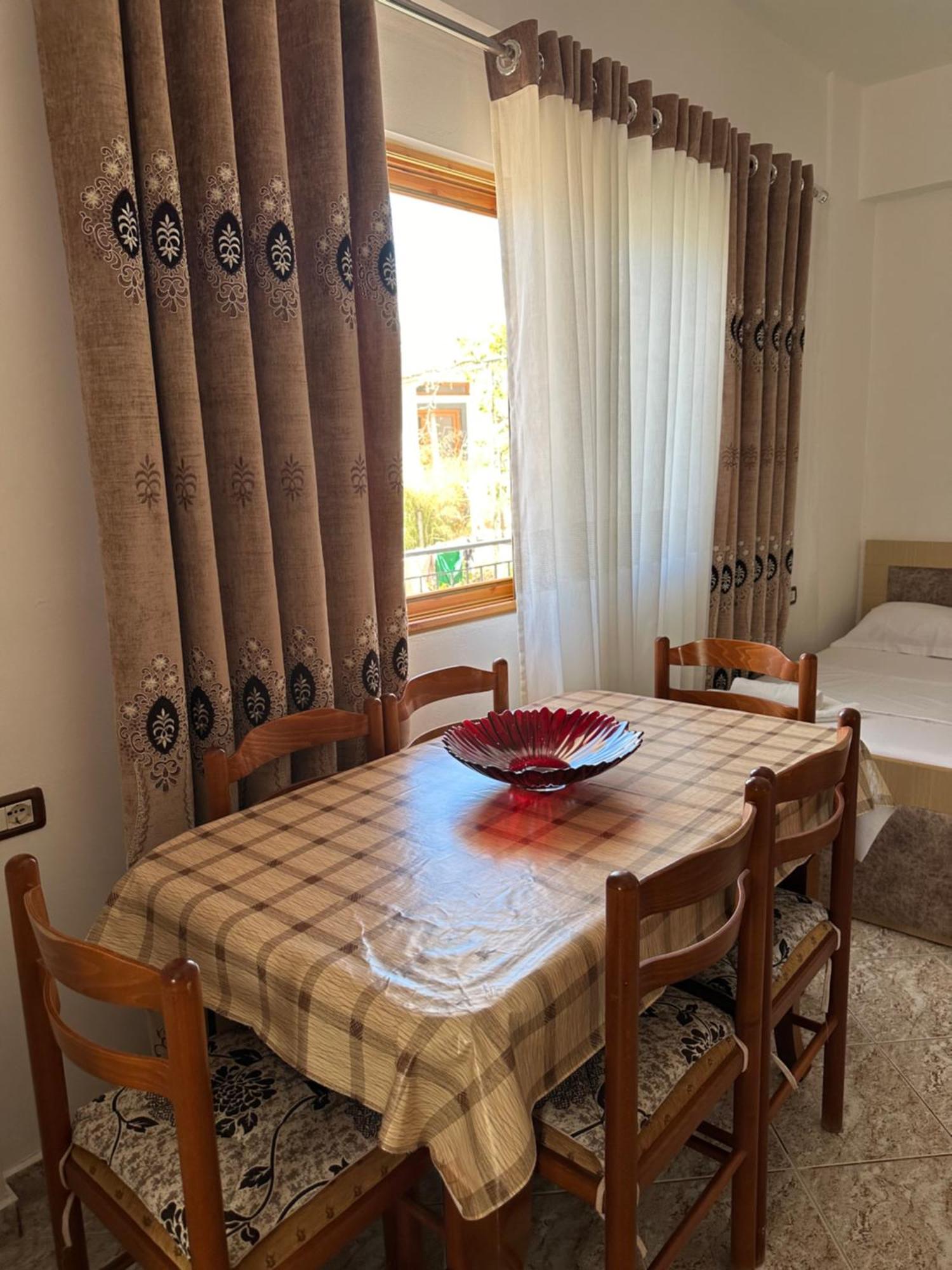 Albi'S Guesthouse Ksamil Zewnętrze zdjęcie